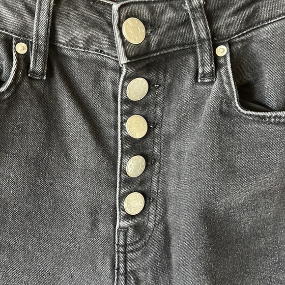 BDG Girlfriend high rise black exposed button fly jeans. - Picture 3 of 7